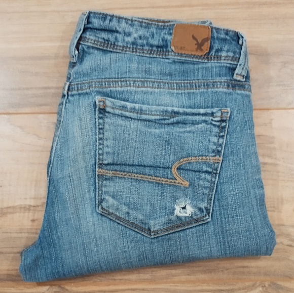 American Eagle Outfitters Denim - American Eagle super skinny (distressed)